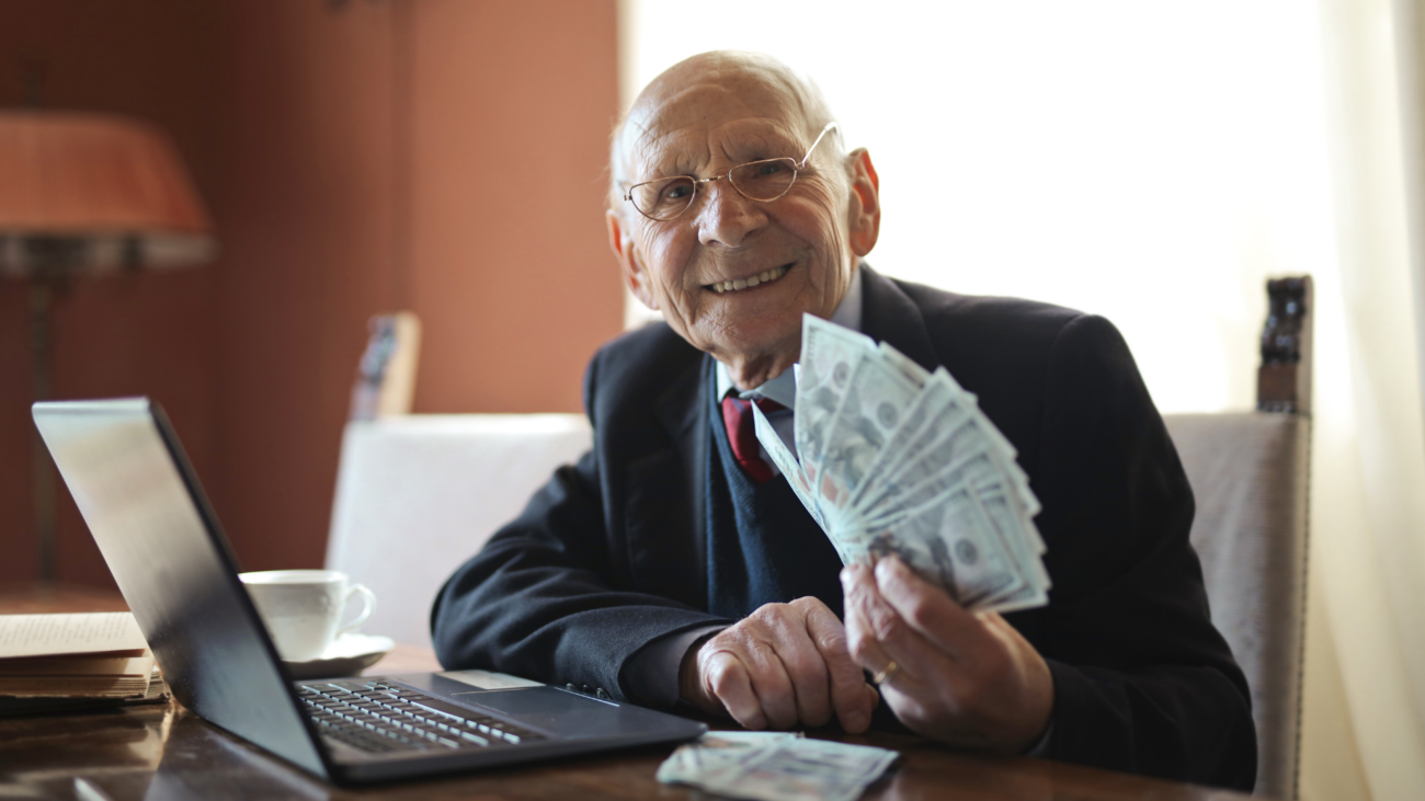 AU_financial wellbeing